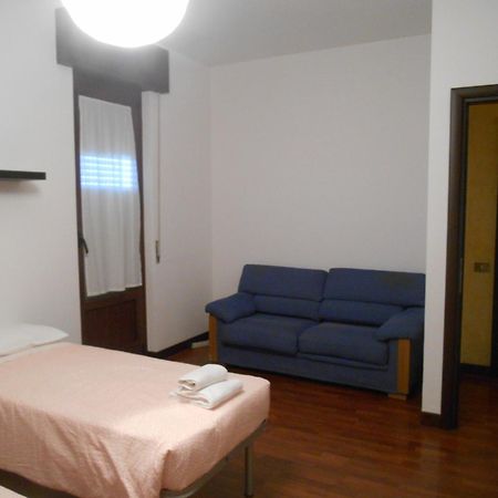 Niguarda Alfred House Apartment Bresso Bagian luar foto