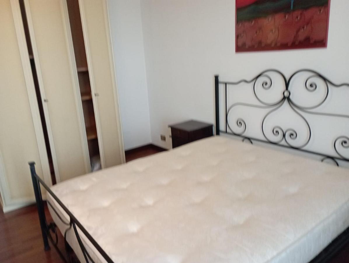 Niguarda Alfred House Apartment Bresso Bagian luar foto