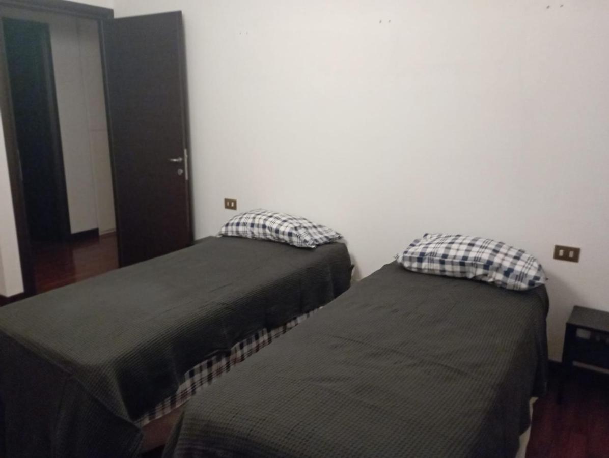 Niguarda Alfred House Apartment Bresso Bagian luar foto