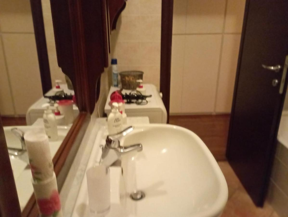 Niguarda Alfred House Apartment Bresso Bagian luar foto
