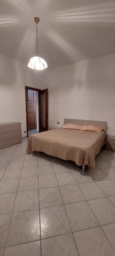 Niguarda Alfred House Apartment Bresso Bagian luar foto